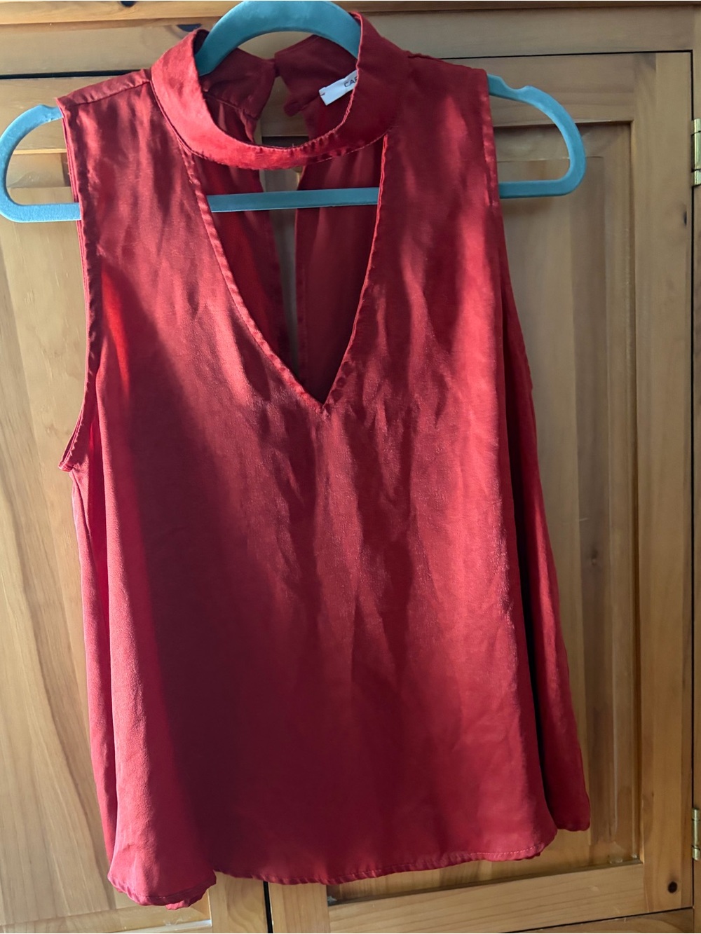 Caramel Red Sleeveless V-Neck Choker Camisole